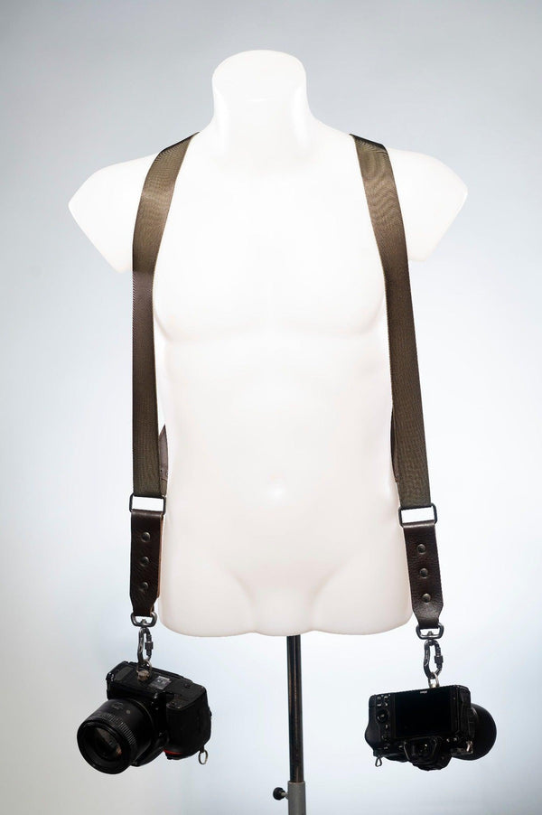 Dooney & Bourke Borsa A Tracolla Per Fotocamera In Pelle Pebble Grain – Marrone