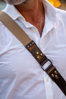 Tracolla per fotocamera in tessuto a caramello (beige) e cuoio testa di moro - tracolla per mirrorless - nice one shoulder strap